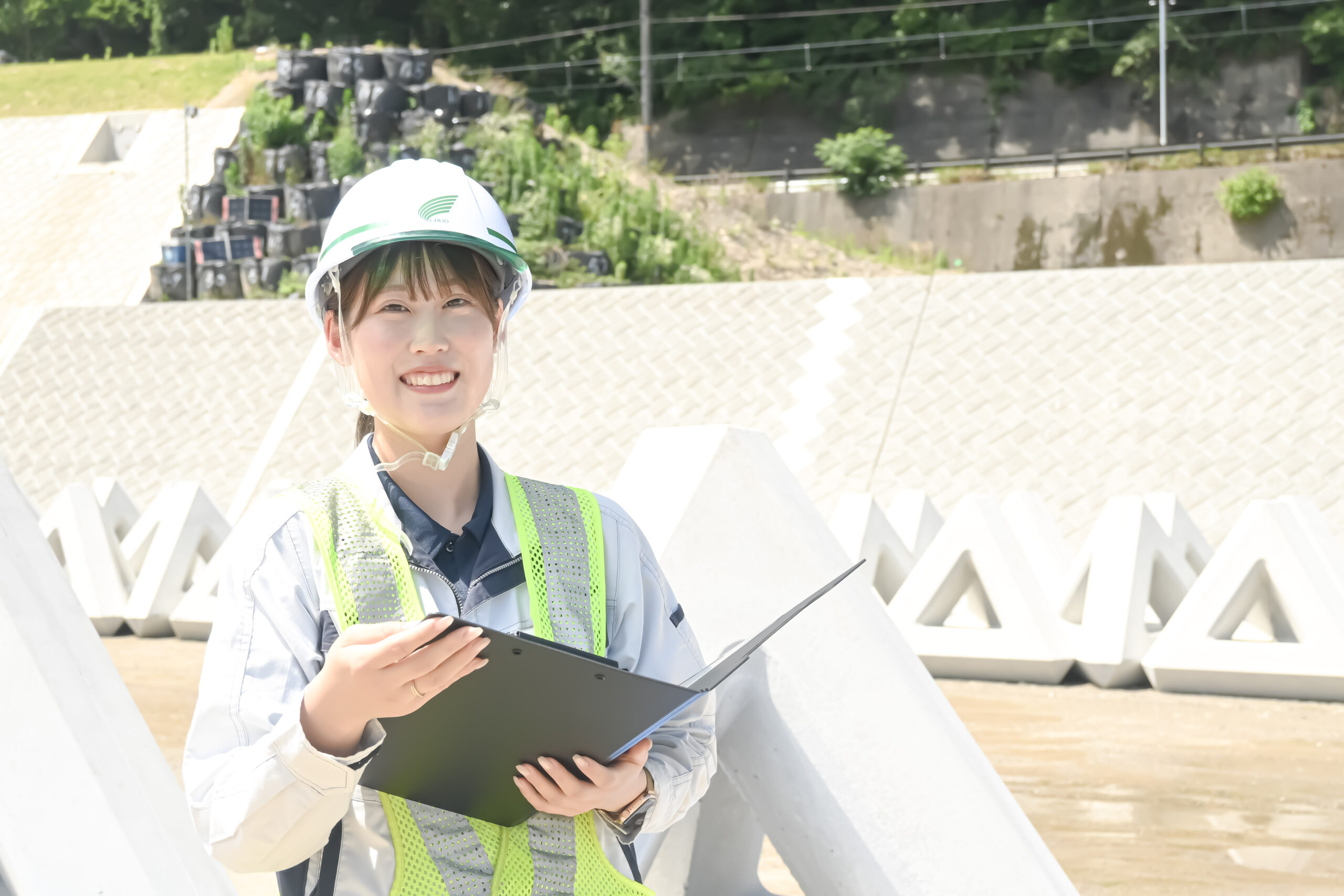 社員サムネイル